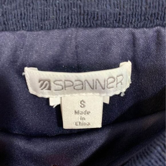 Spanner skirt/dress. Can be worn both way. Lined. Size small. Navy blue/white. - Picture 6 of 8